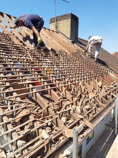 Roof repair in Gravesend